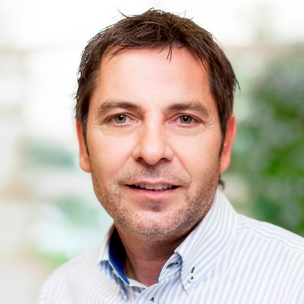 Robert HIEDEN, MBA