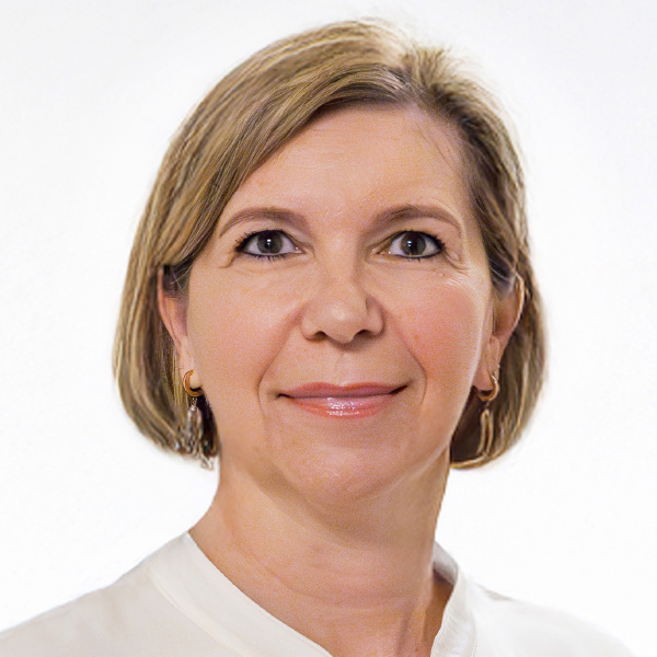 Alexandra LAMBAUER, MBA